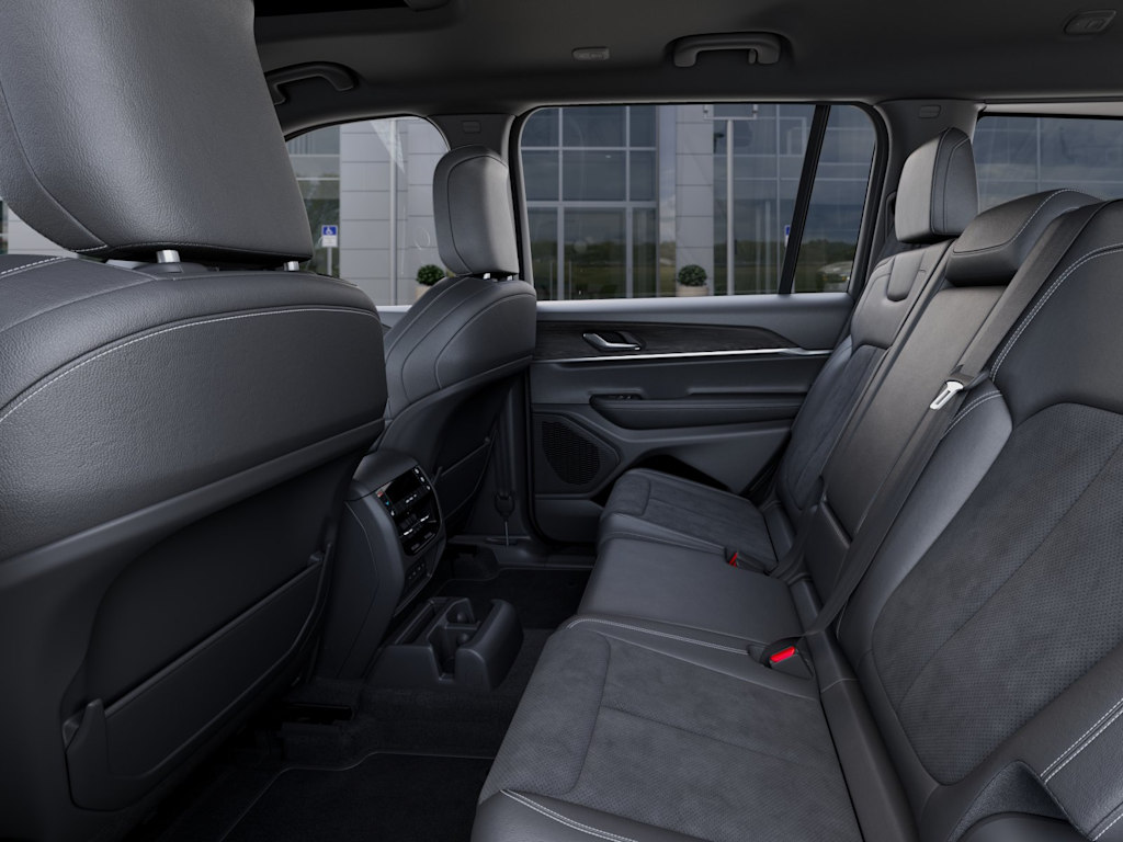 Thumbnail: 2026 Jeep Grand Cherokee L - 11