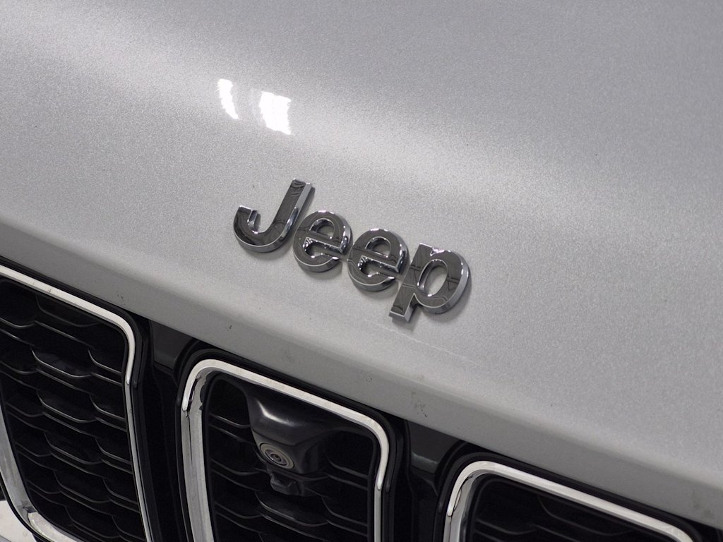 Thumbnail: 2023 Jeep Grand Cherokee L - 7