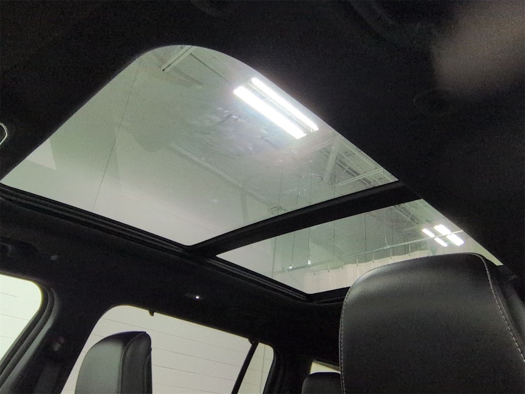 Thumbnail: 2024 Jeep Grand Cherokee L - 25