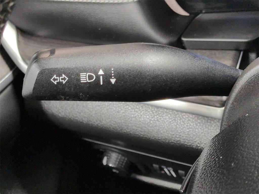 Thumbnail: 2024 Jeep Grand Cherokee L - 32