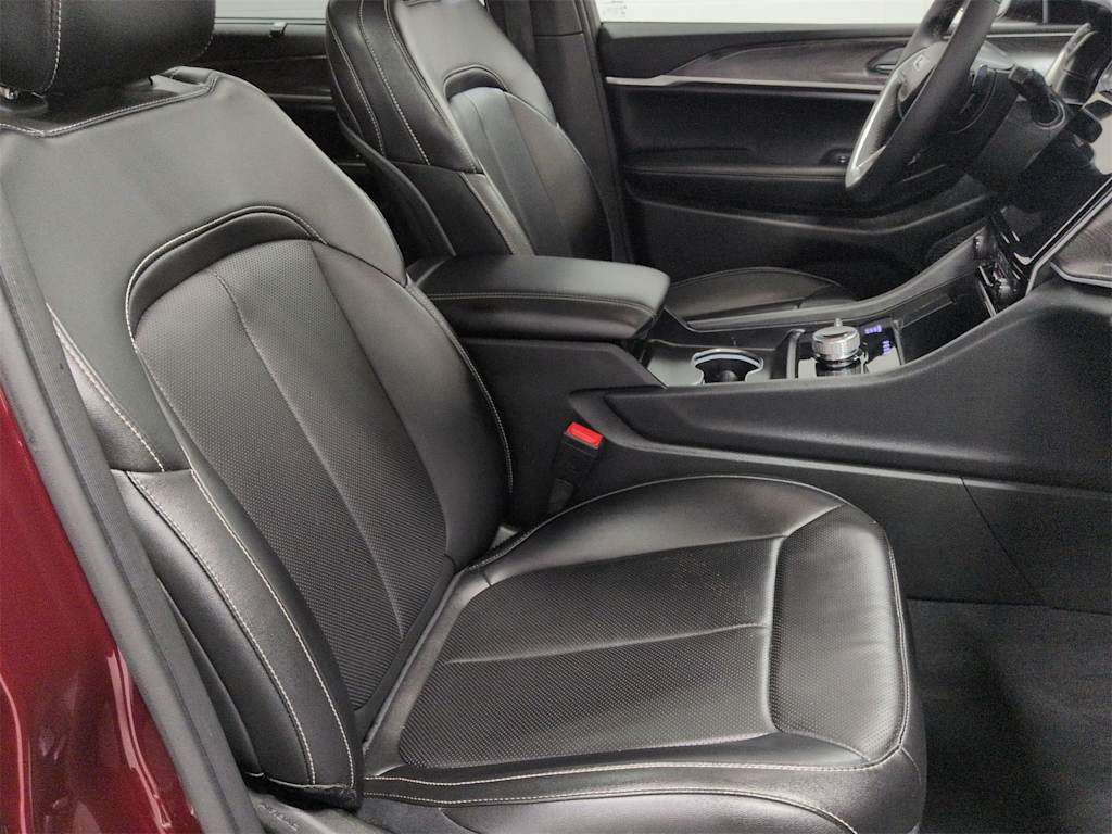 Thumbnail: 2024 Jeep Grand Cherokee L - 12