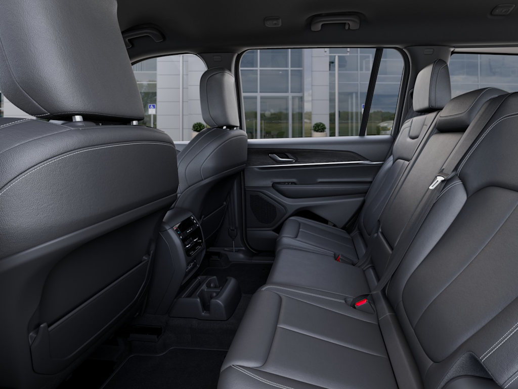 Thumbnail: 2025 Jeep Grand Cherokee L - 11