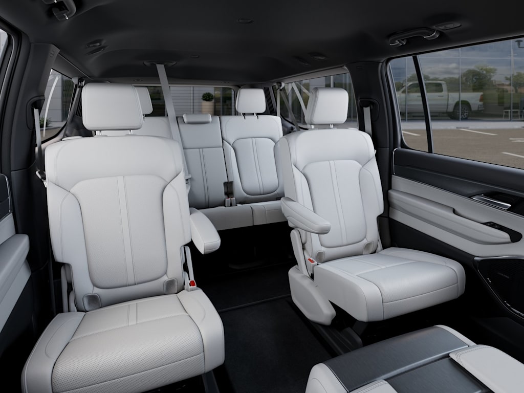 Thumbnail: 2026 Jeep Grand Wagoneer L - 7