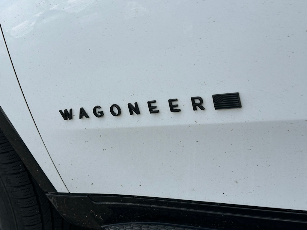 Thumbnail: 2023 Jeep Wagoneer - 6