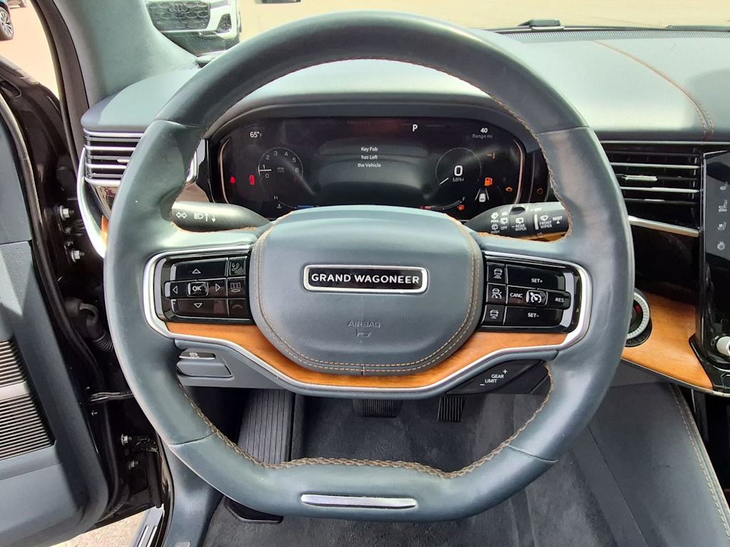 Thumbnail: 2022 Jeep Grand Wagoneer - 11