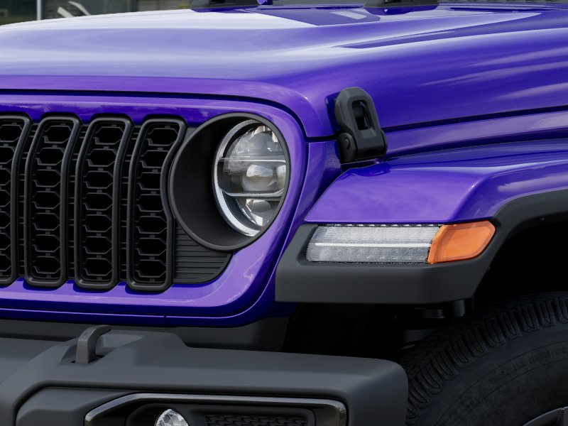 Thumbnail: 2026 Jeep Gladiator - 17