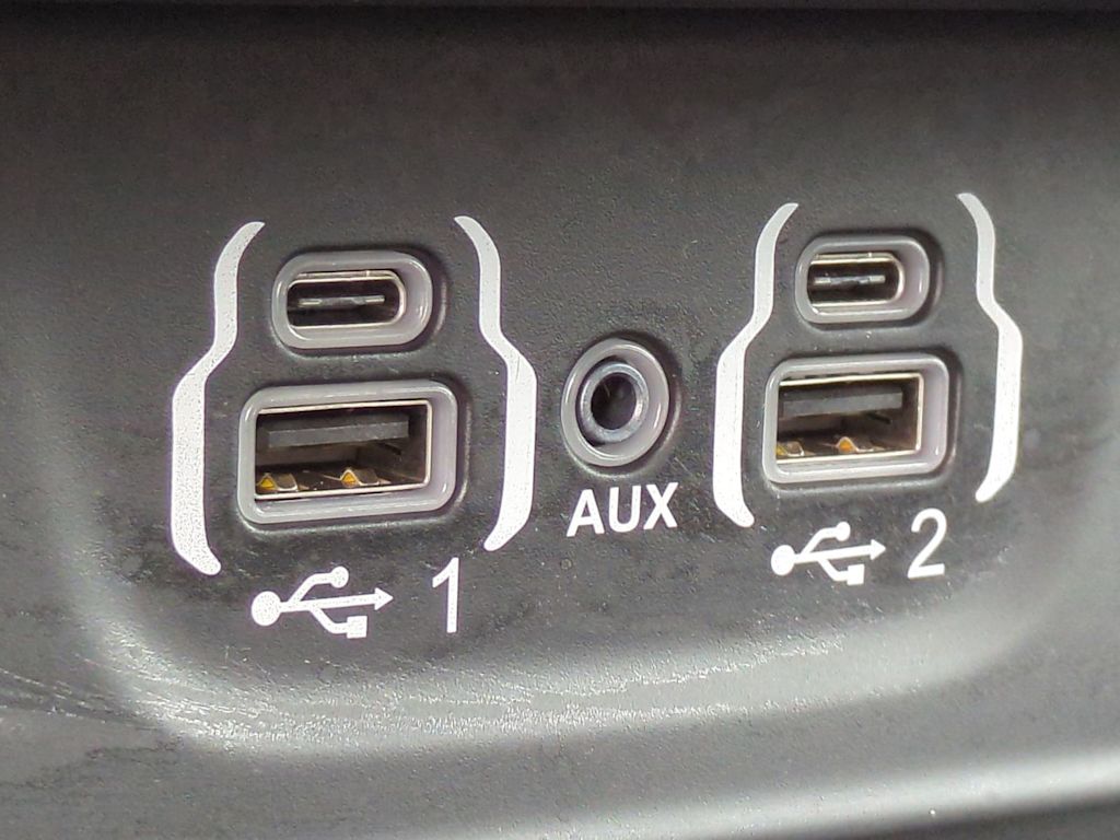 Thumbnail: 2023 RAM 1500 - 32