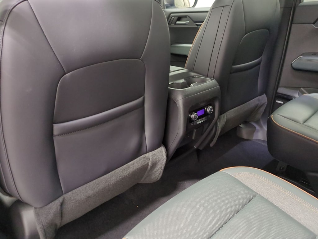 Thumbnail: 2025 GMC Acadia - 13
