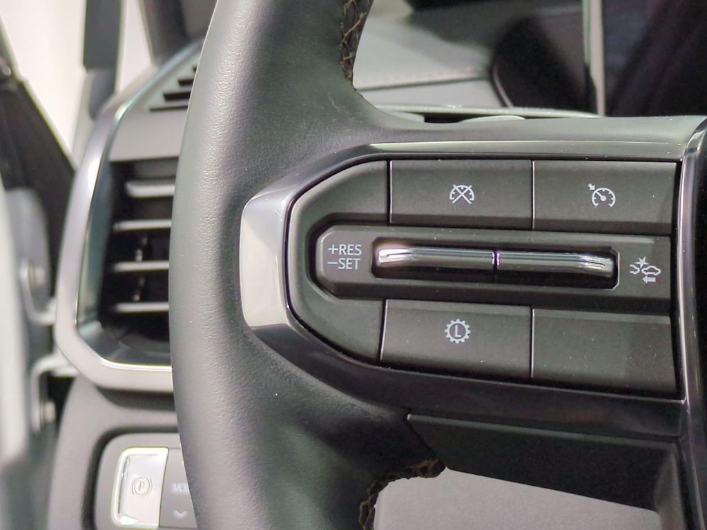 Thumbnail: 2025 GMC Acadia - 31