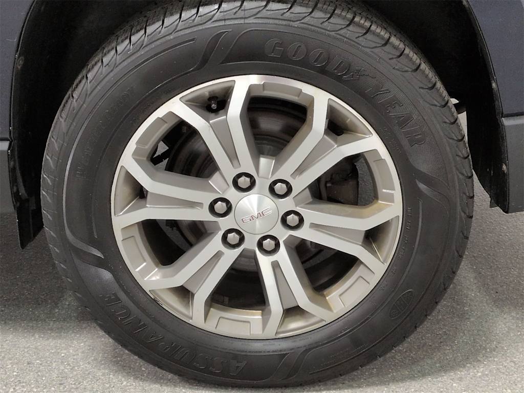 Thumbnail: 2015 GMC Acadia - 8