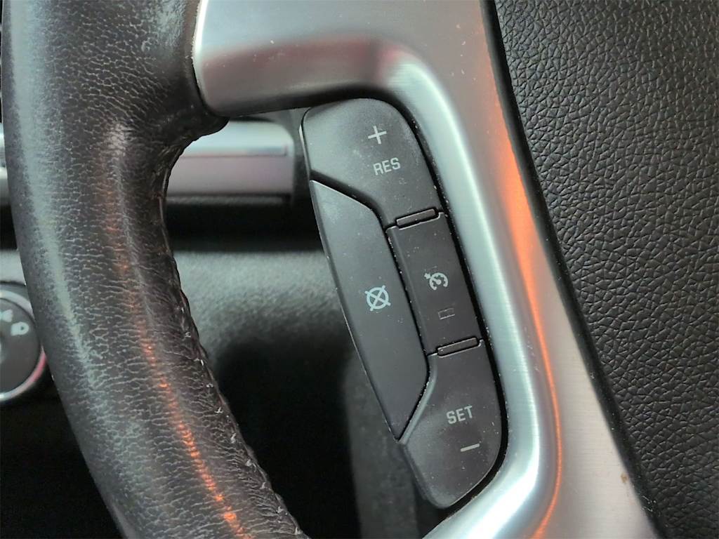 Thumbnail: 2015 GMC Acadia - 31