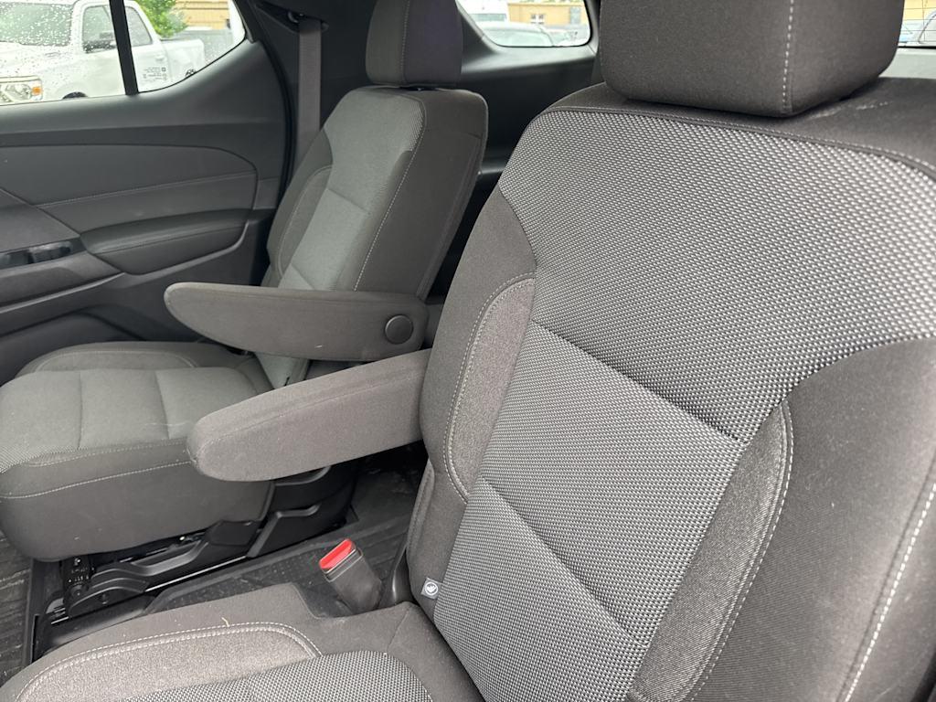 Thumbnail: 2023 Chevrolet Traverse - 7