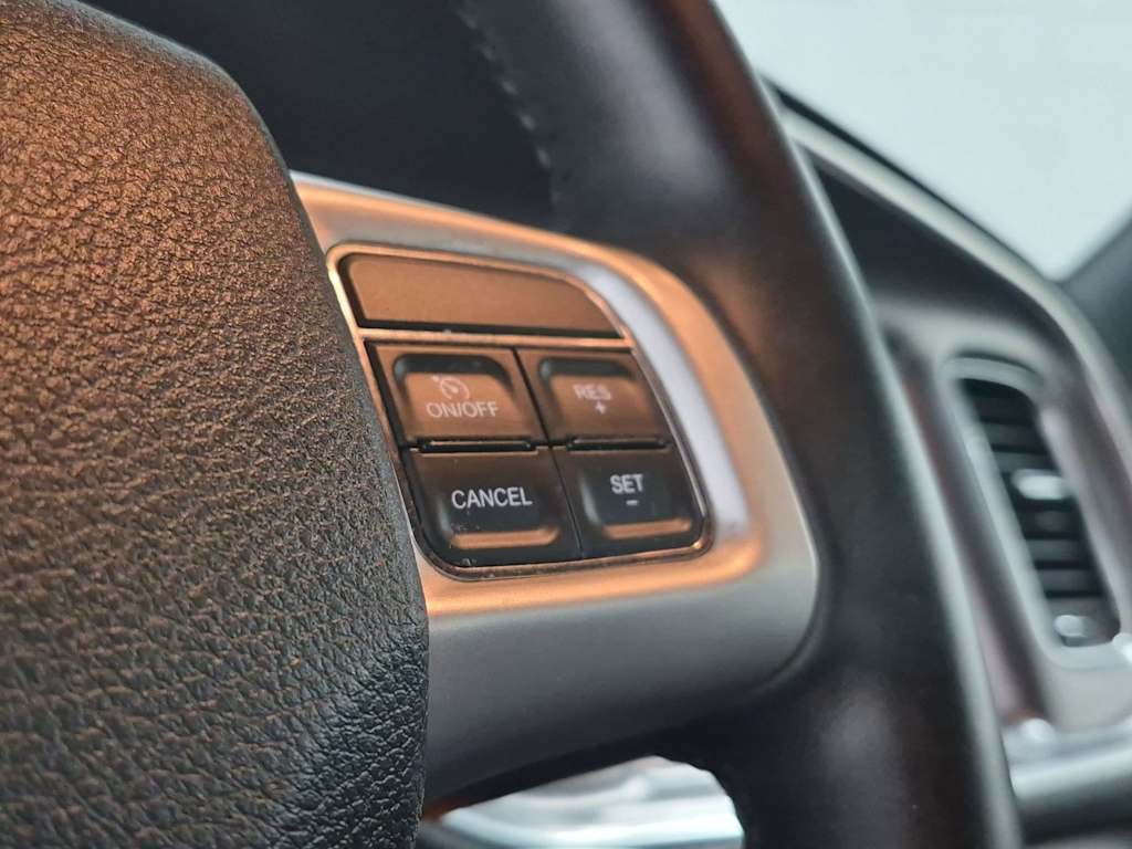 Thumbnail: 2013 Dodge Charger - 31
