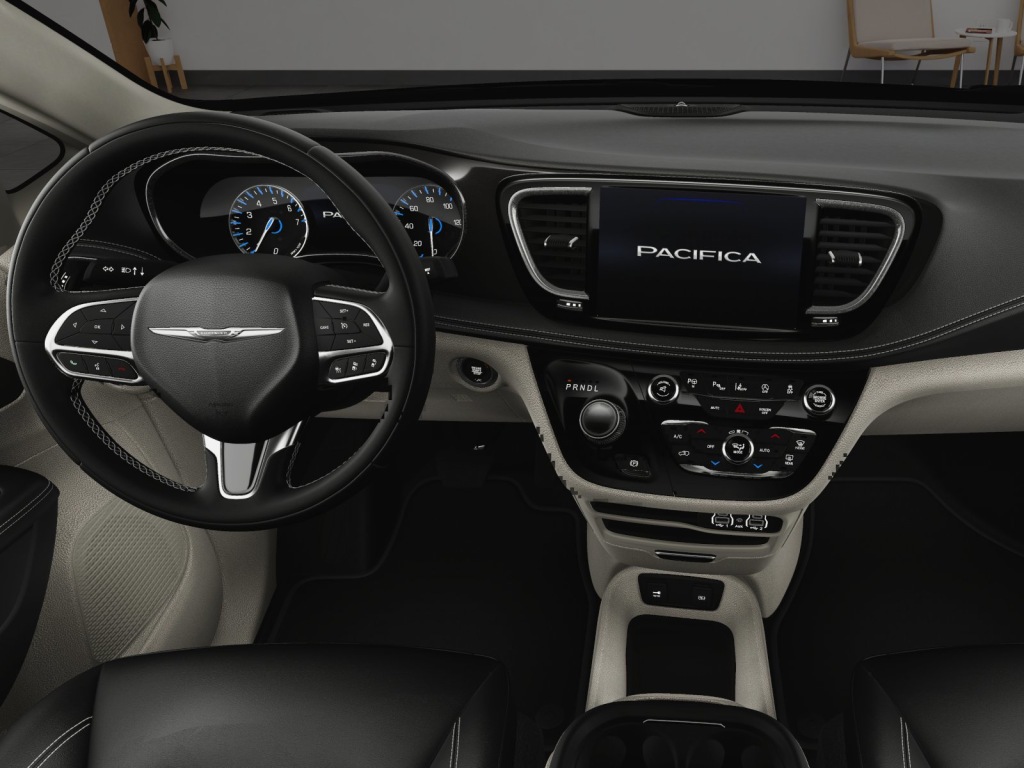 2024 Chrysler Pacifica Touring L 3