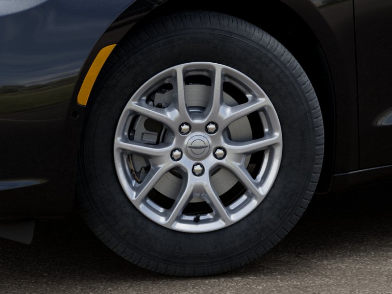 Thumbnail: 2026 Chrysler Pacifica - 7