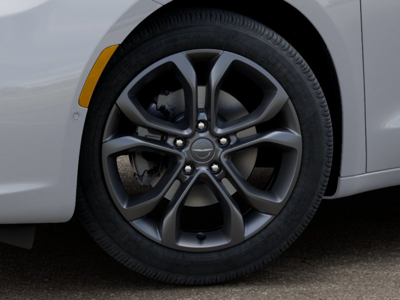 Thumbnail: 2026 Chrysler Pacifica - 8