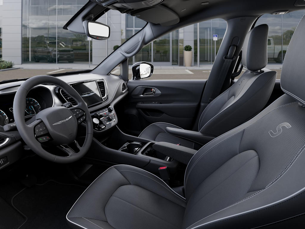 Thumbnail: 2026 Chrysler Pacifica - 23