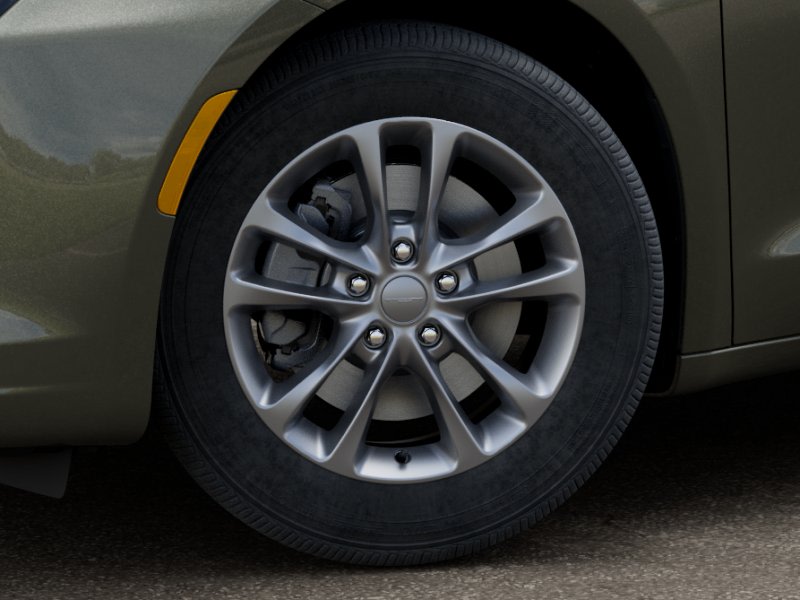 Thumbnail: 2027 Chrysler Pacifica - 7