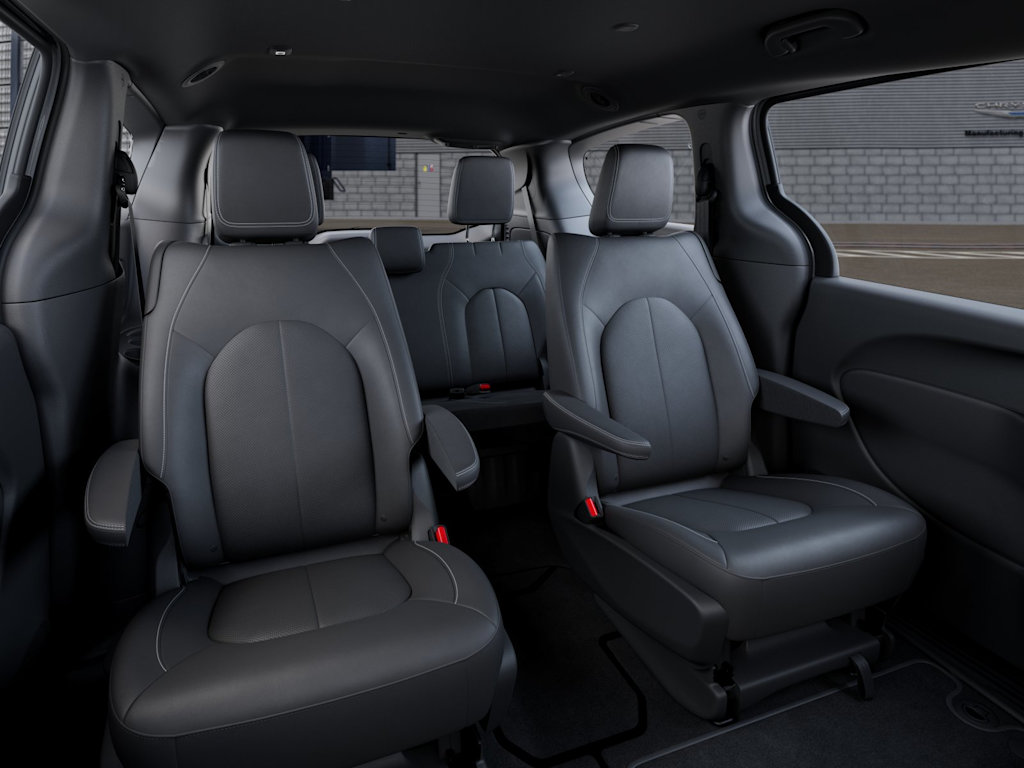 Thumbnail: 2027 Chrysler Pacifica - 8