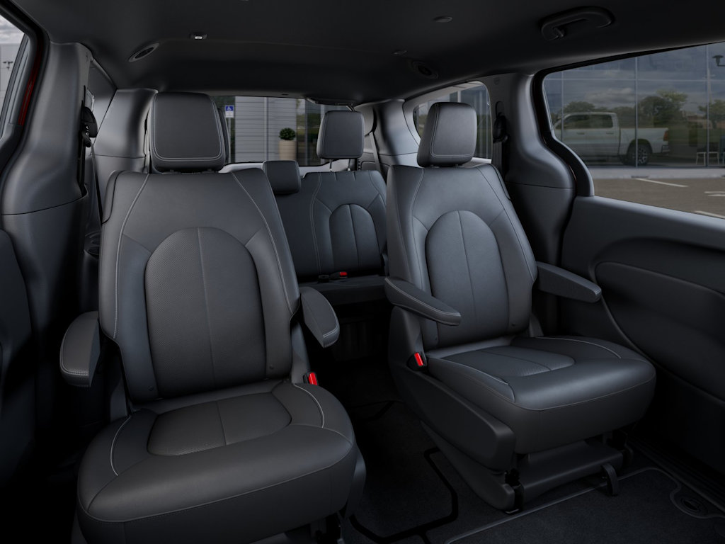 Thumbnail: 2027 Chrysler Pacifica - 9