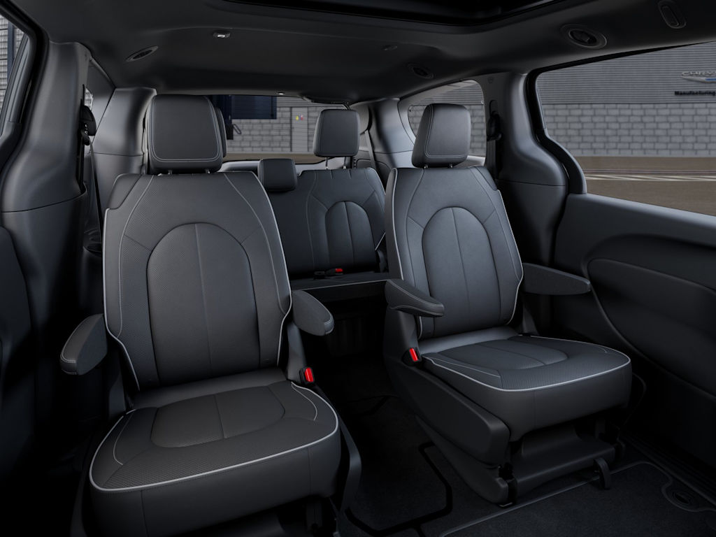 Thumbnail: 2027 Chrysler Pacifica - 6