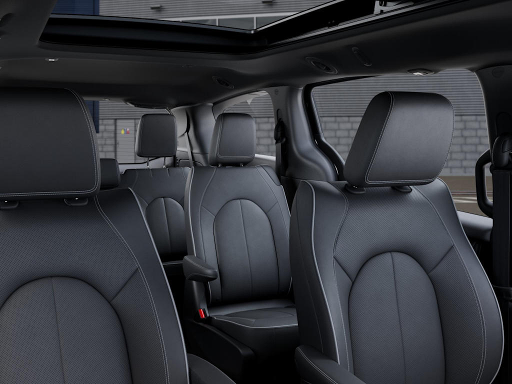 Thumbnail: 2027 Chrysler Pacifica - 26