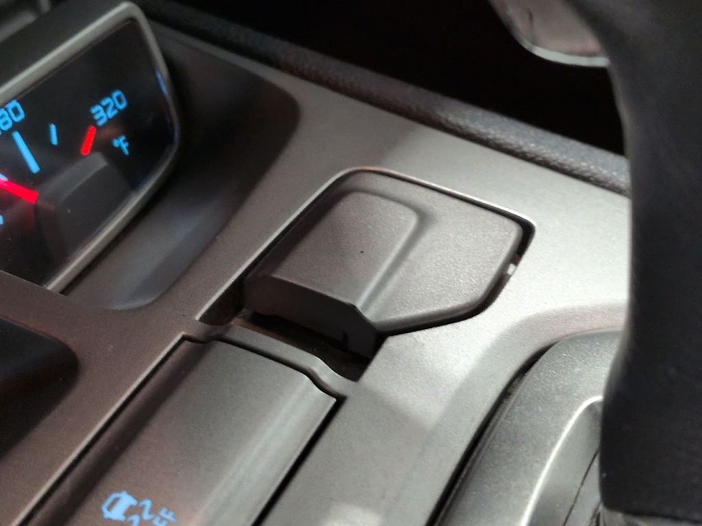Thumbnail: 2013 Chevrolet Camaro - 13