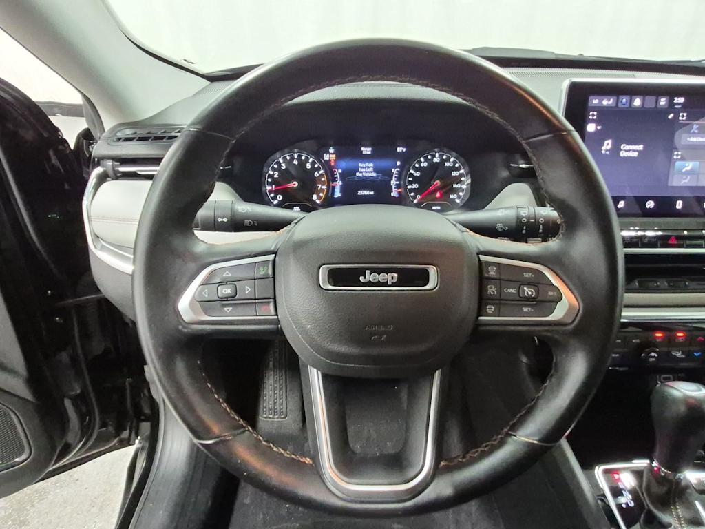 Thumbnail: 2022 Jeep Compass - 14