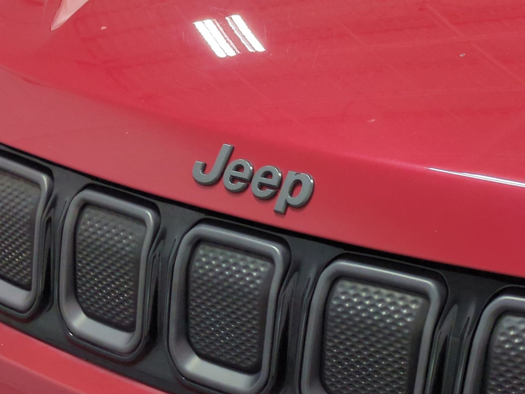 Thumbnail: 2022 Jeep Compass - 7