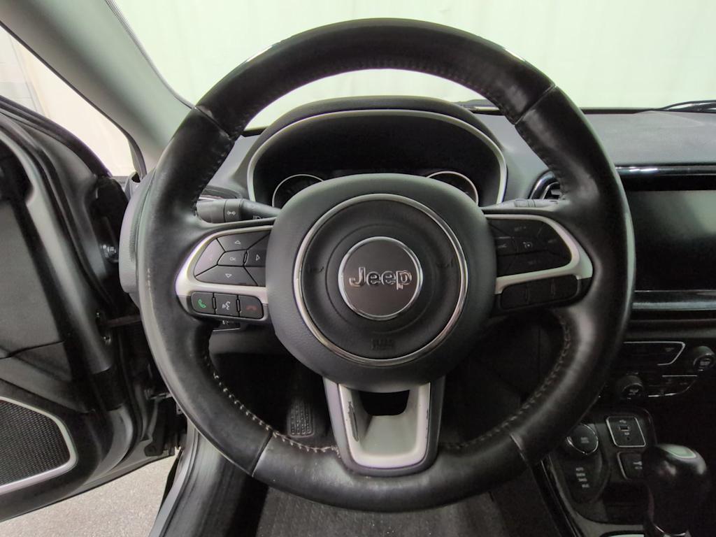 Thumbnail: 2018 Jeep Compass - 14
