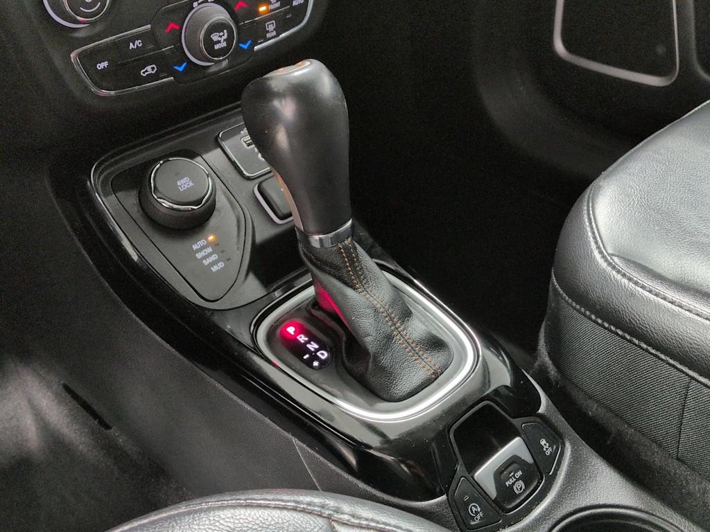 Thumbnail: 2018 Jeep Compass - 36