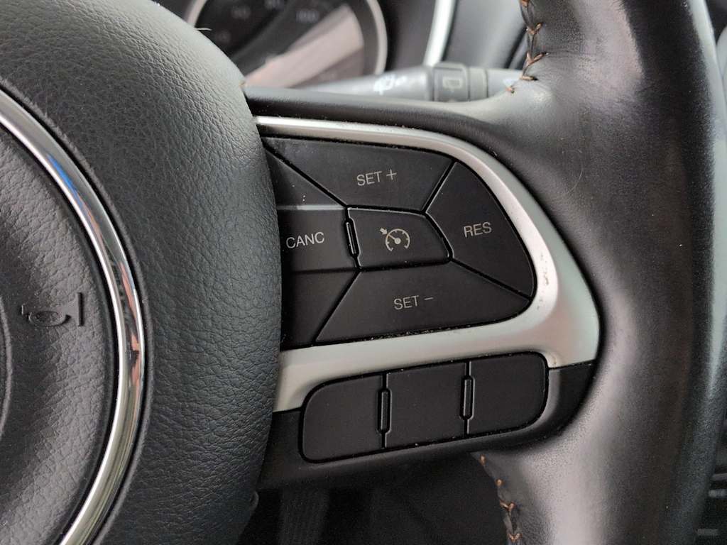 Thumbnail: 2018 Jeep Compass - 31