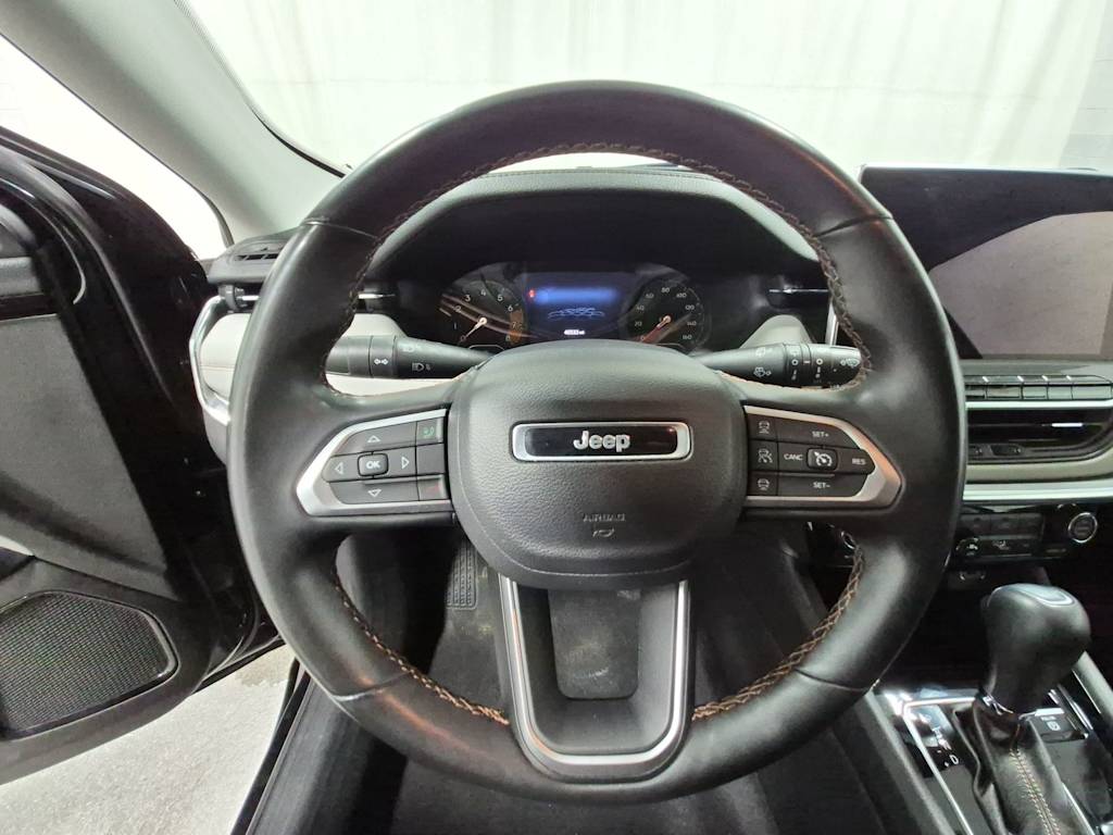 Thumbnail: 2022 Jeep Compass - 13