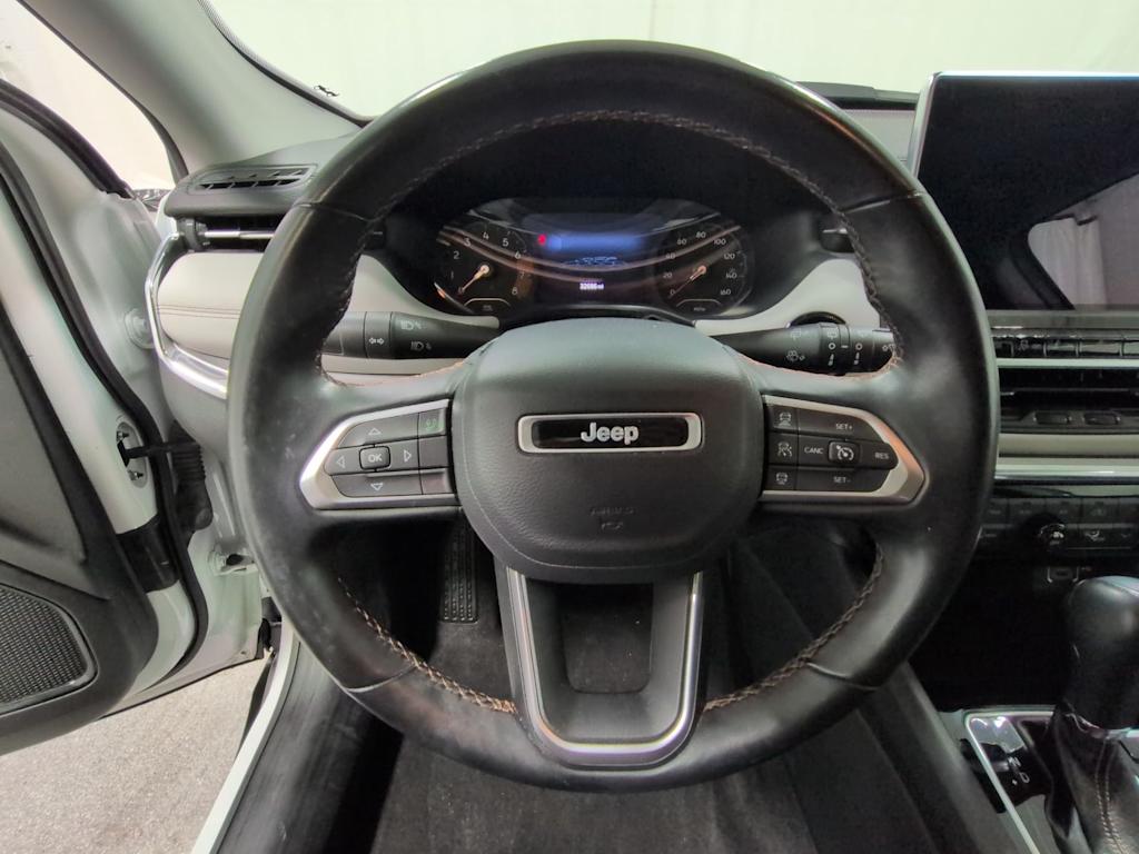 Thumbnail: 2022 Jeep Compass - 14
