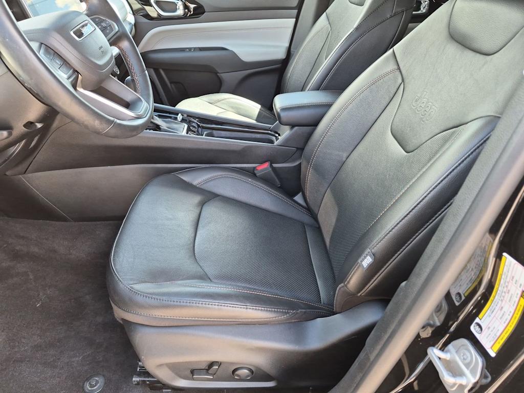 Thumbnail: 2022 Jeep Compass - 10