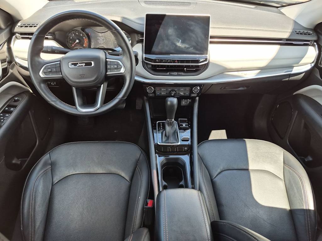 Thumbnail: 2022 Jeep Compass - 9