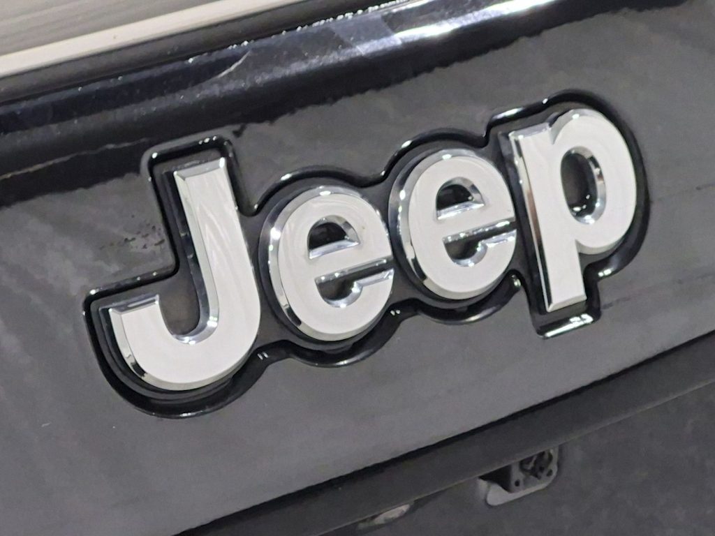Thumbnail: 2023 Jeep Compass - 7