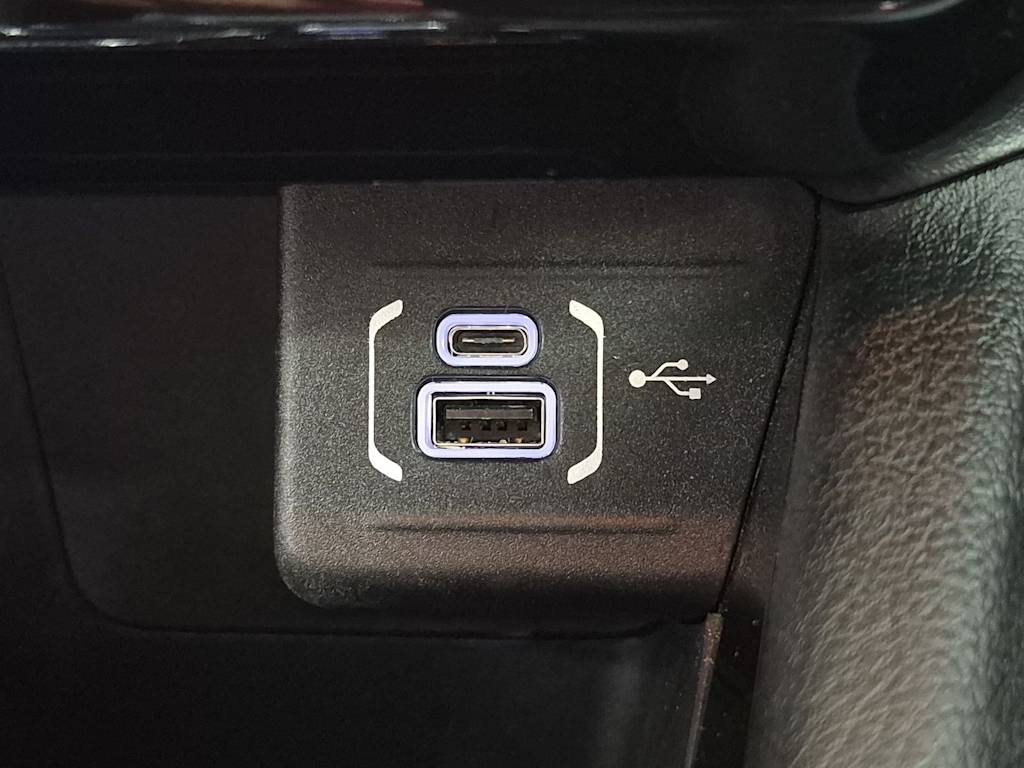 Thumbnail: 2023 Jeep Compass - 36