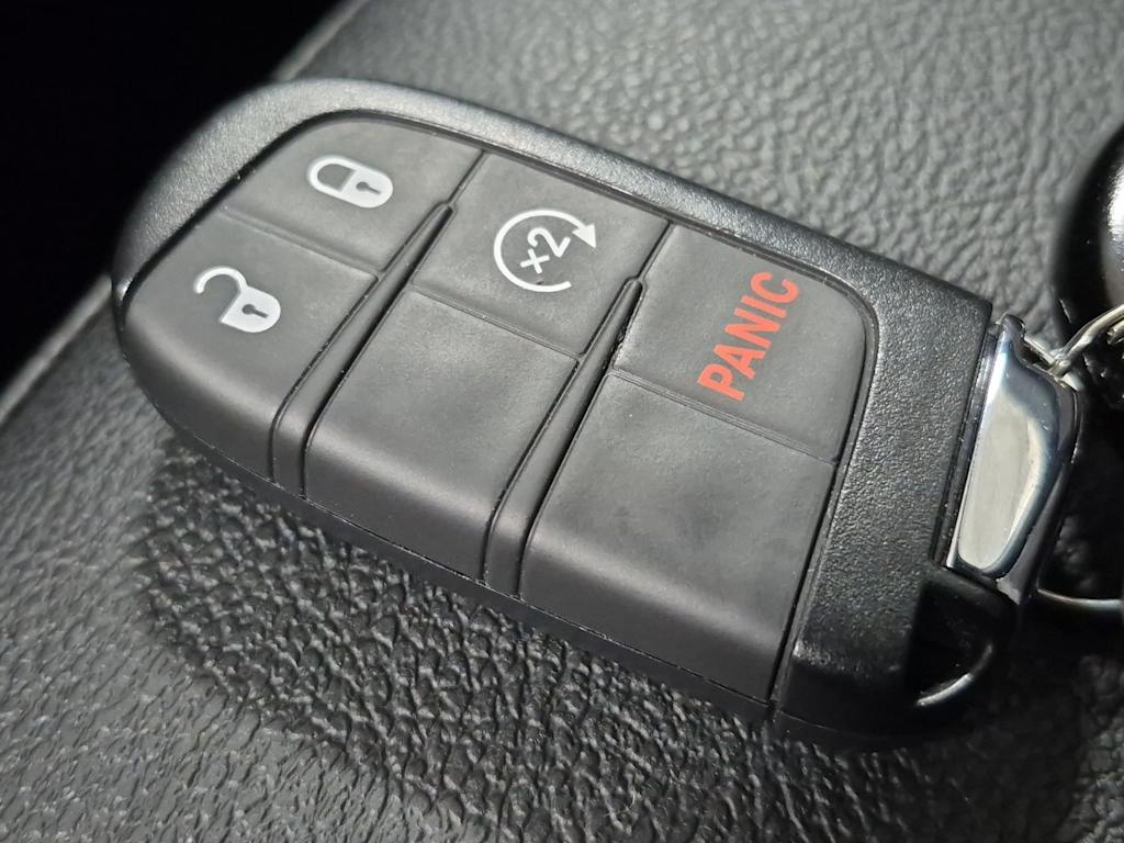 Thumbnail: 2023 Jeep Compass - 18