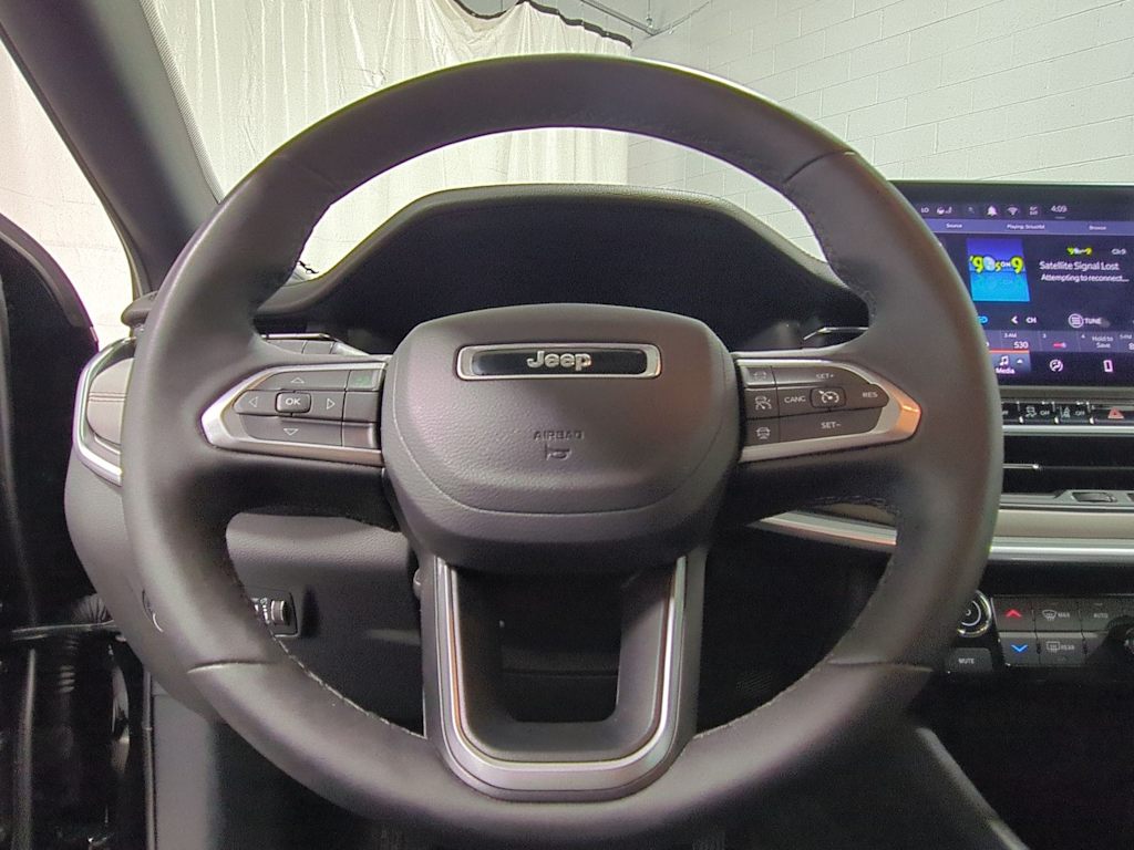 Thumbnail: 2024 Jeep Compass - 14