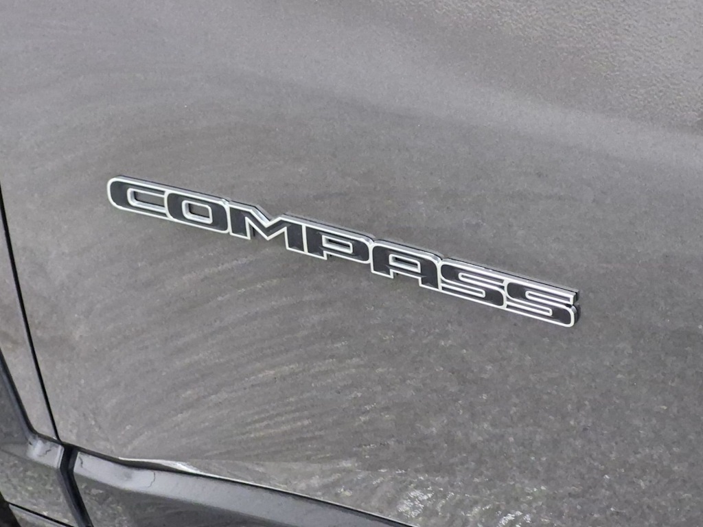 Thumbnail: 2023 Jeep Compass - 26
