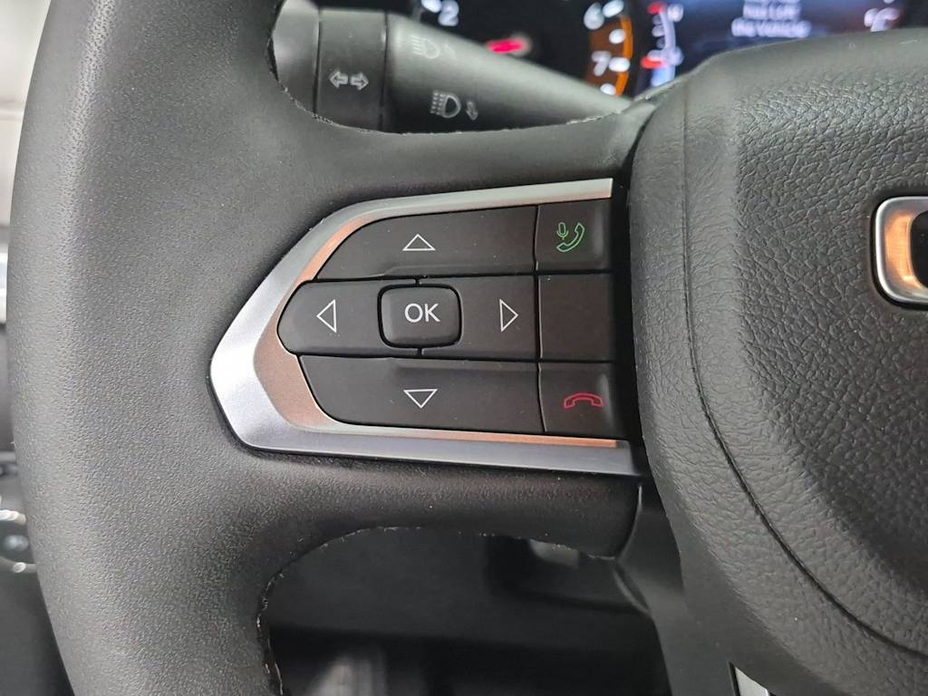 Thumbnail: 2023 Jeep Compass - 30