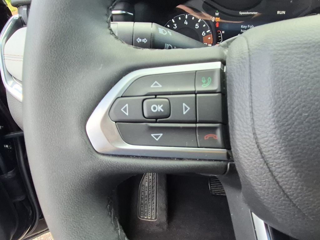 Thumbnail: 2023 Jeep Compass - 30