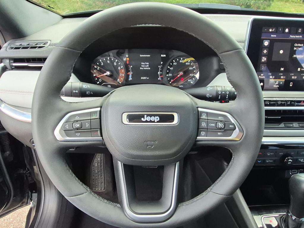 Thumbnail: 2023 Jeep Compass - 14
