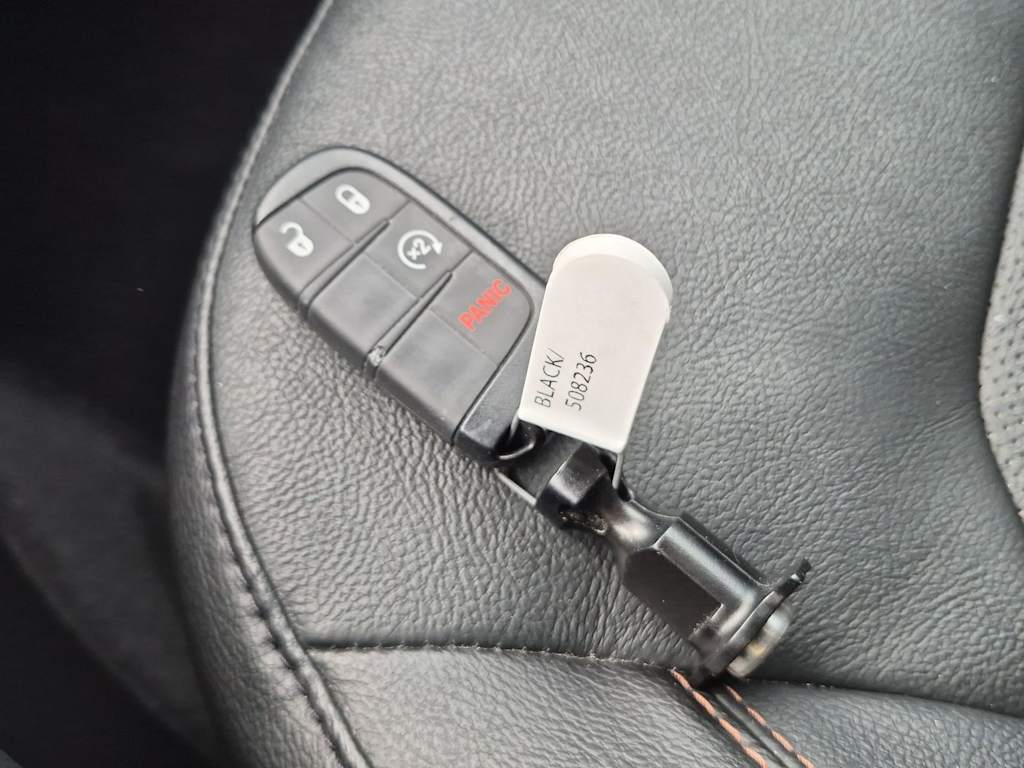 Thumbnail: 2023 Jeep Compass - 19