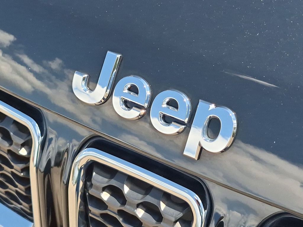 Thumbnail: 2023 Jeep Compass - 6