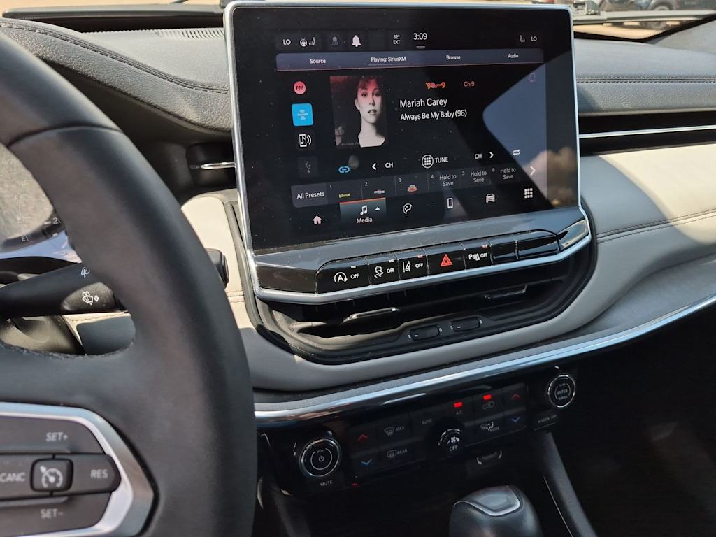 Thumbnail: 2023 Jeep Compass - 13