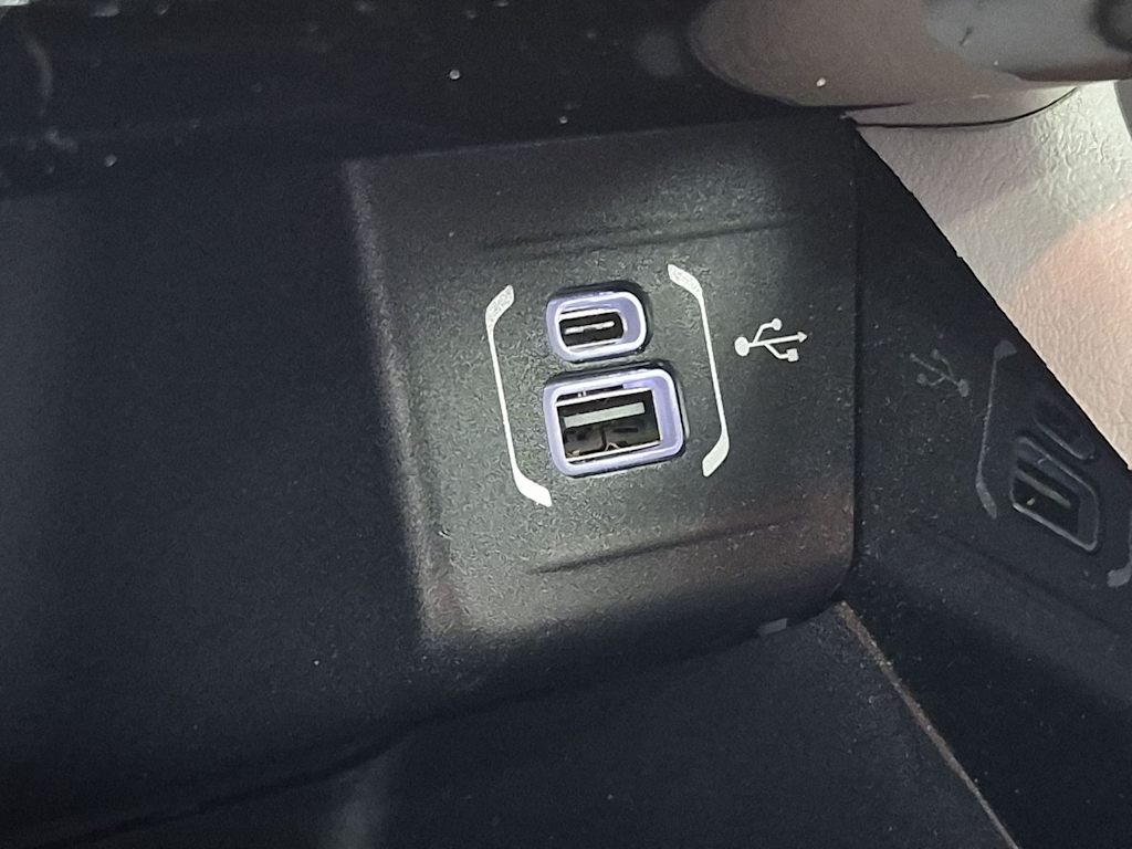Thumbnail: 2024 Jeep Compass - 35