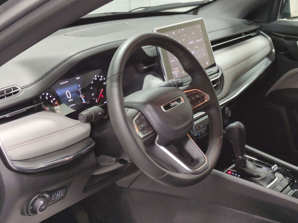 Thumbnail: 2023 Jeep Compass - 2