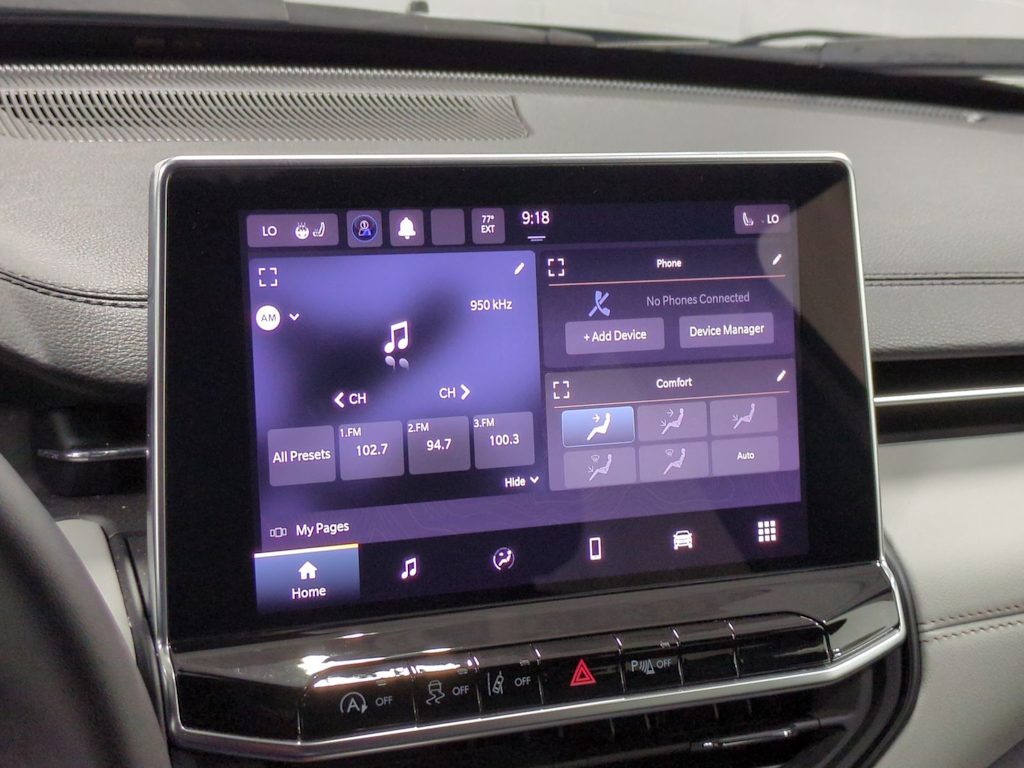 Thumbnail: 2023 Jeep Compass - 15